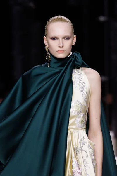 Look 146